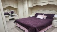 Bed Room 1 of property in Lenasia