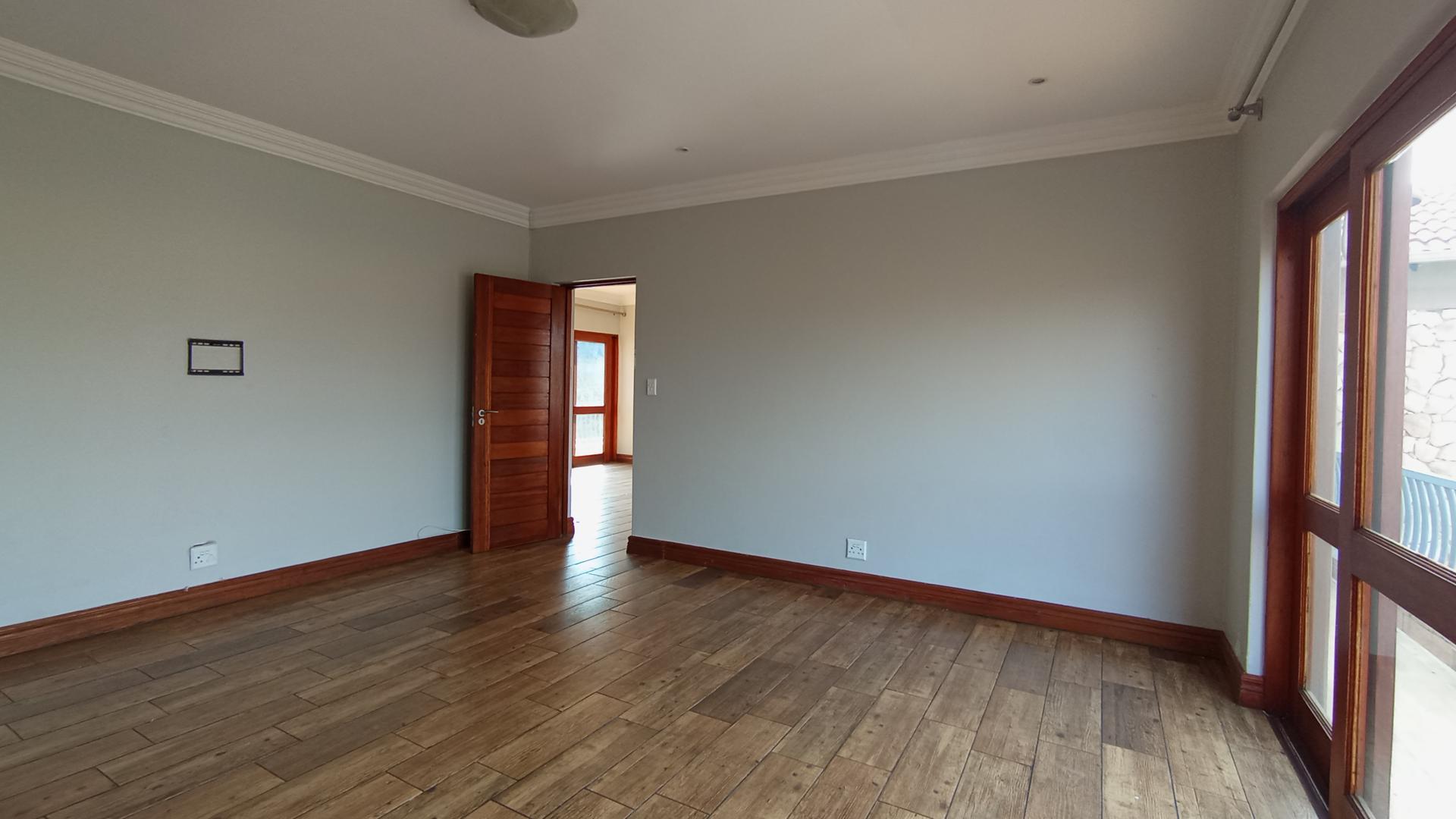 Bed Room 3 - 25 square meters of property in Hartbeespoort