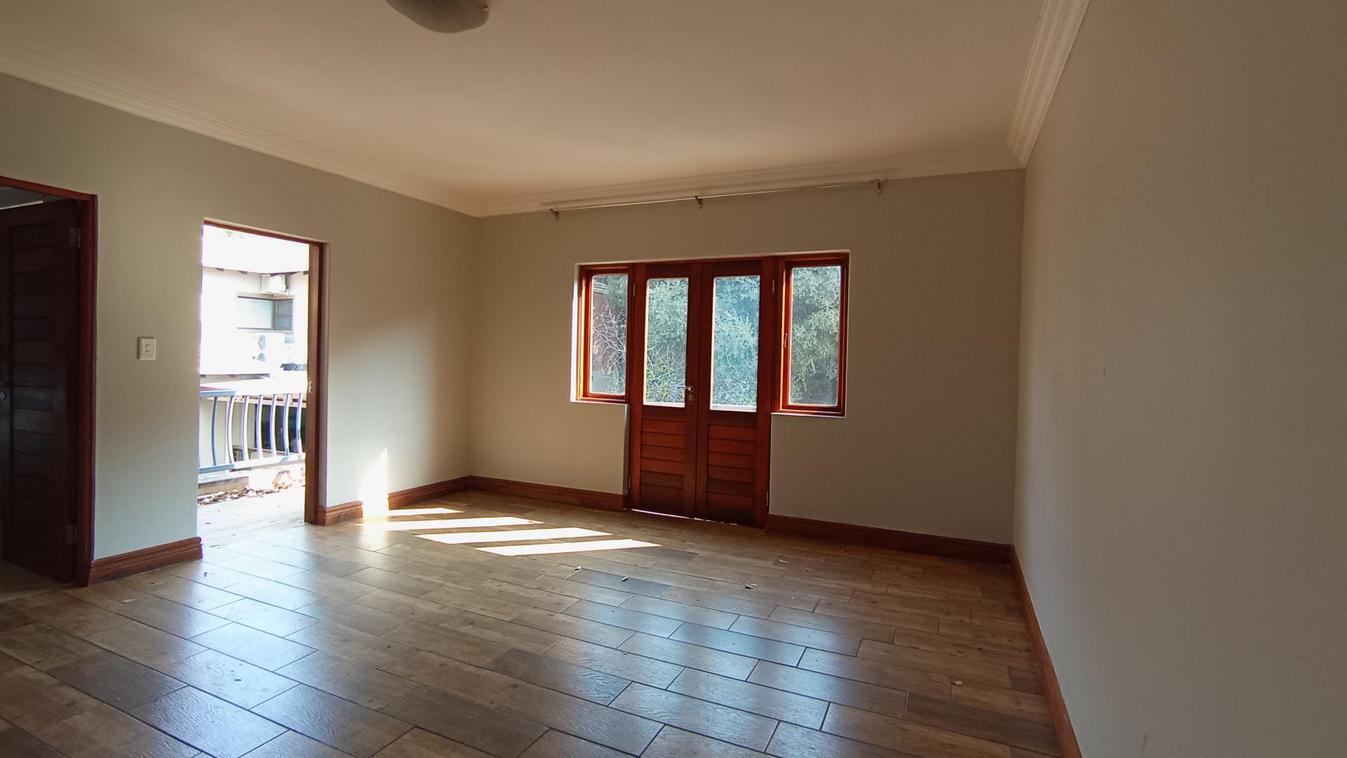 Bed Room 4 - 29 square meters of property in Hartbeespoort