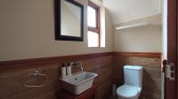 Guest Toilet - 5 square meters of property in Hartbeespoort