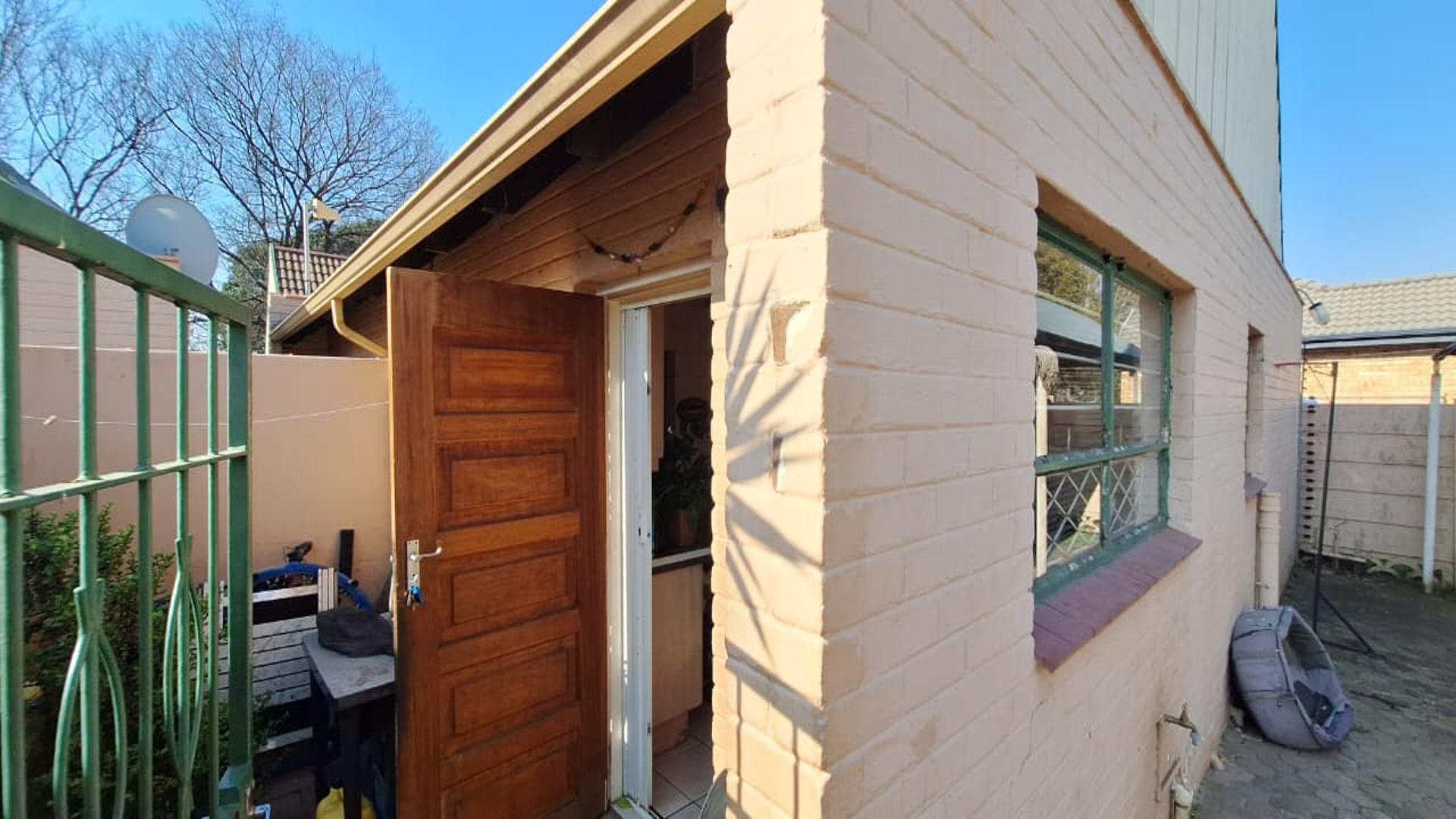 Front View of property in Georginia