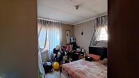 Bed Room 2 - 12 square meters of property in Georginia
