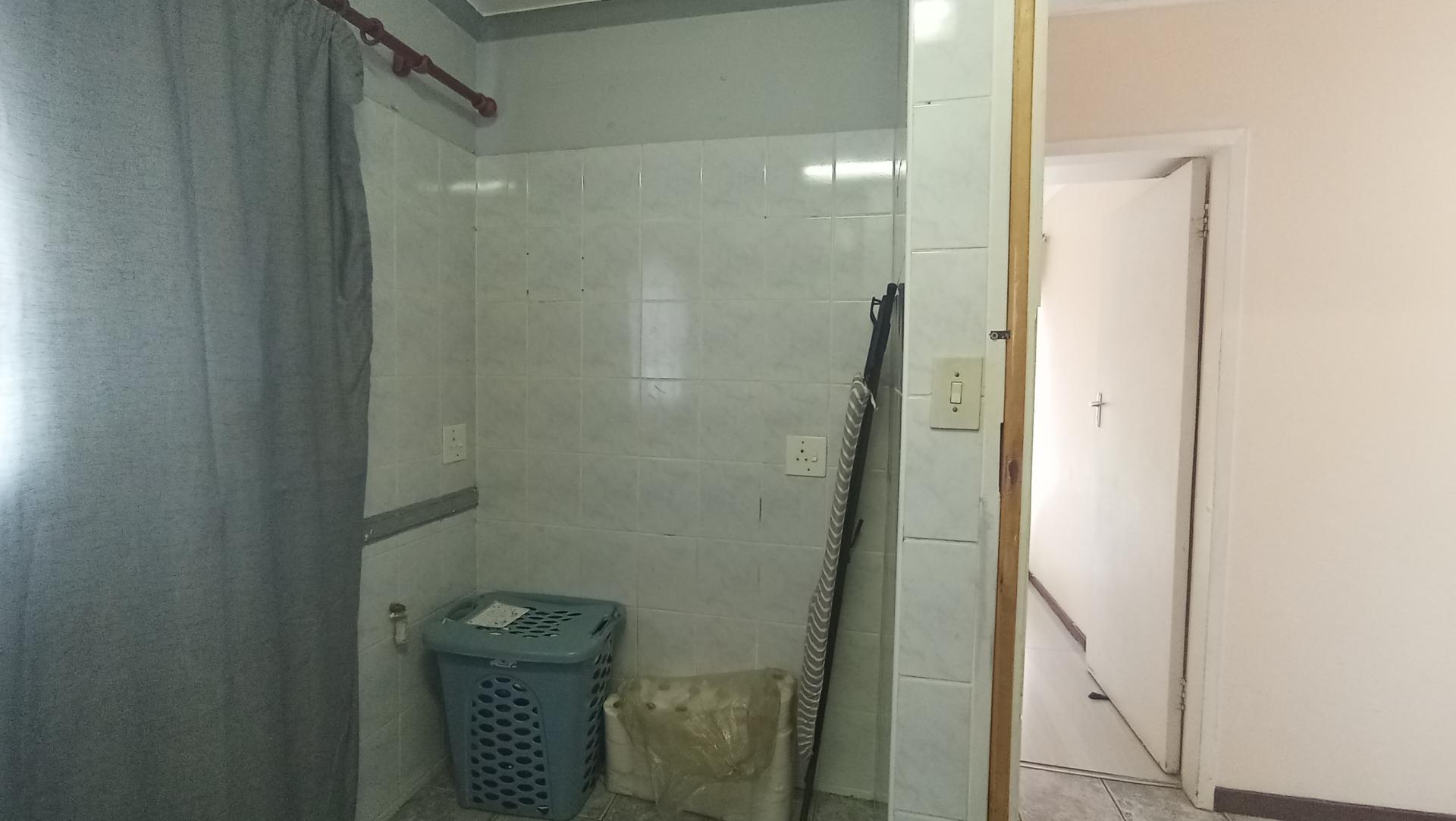 Laundry Room  - 7 square meters of property in Doornpoort