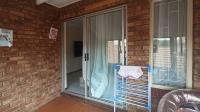 Balcony - 7 square meters of property in Doornpoort