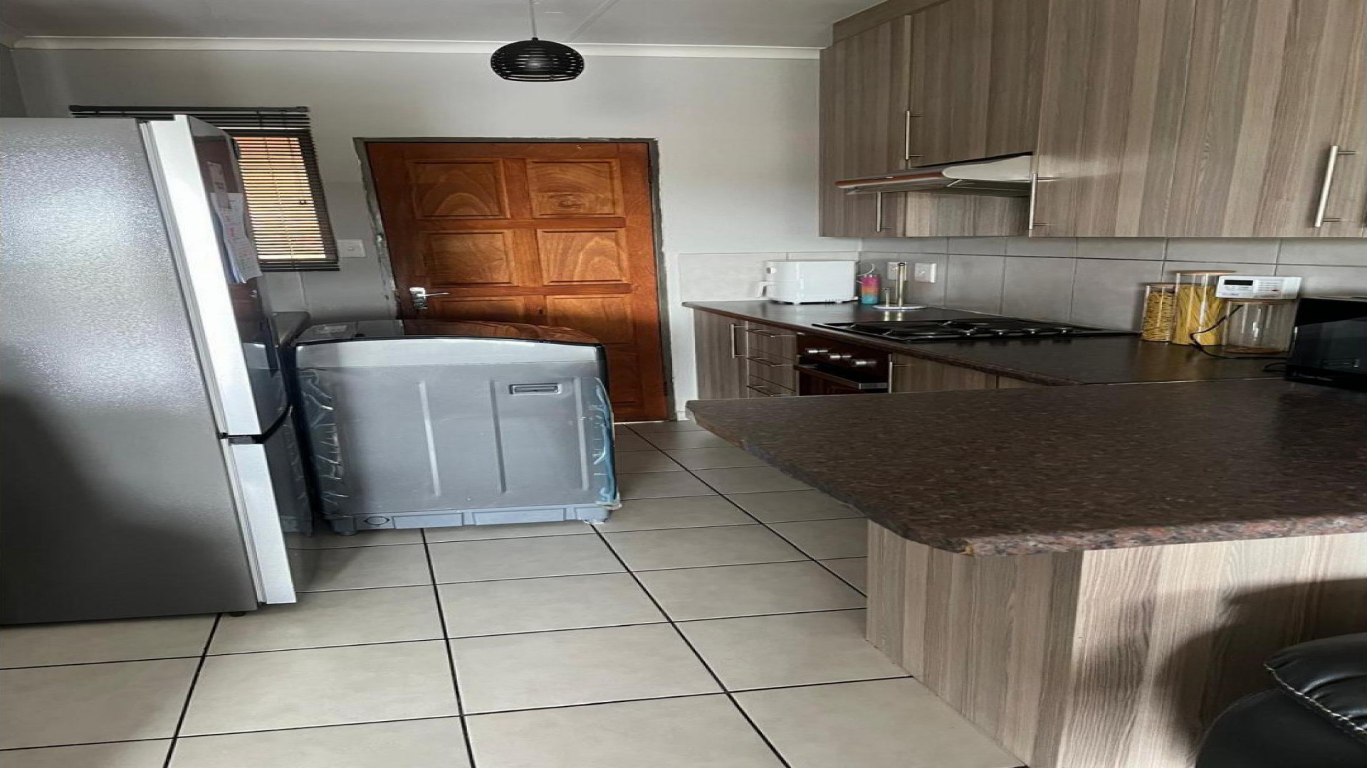 Kitchen of property in Cruywagenpark