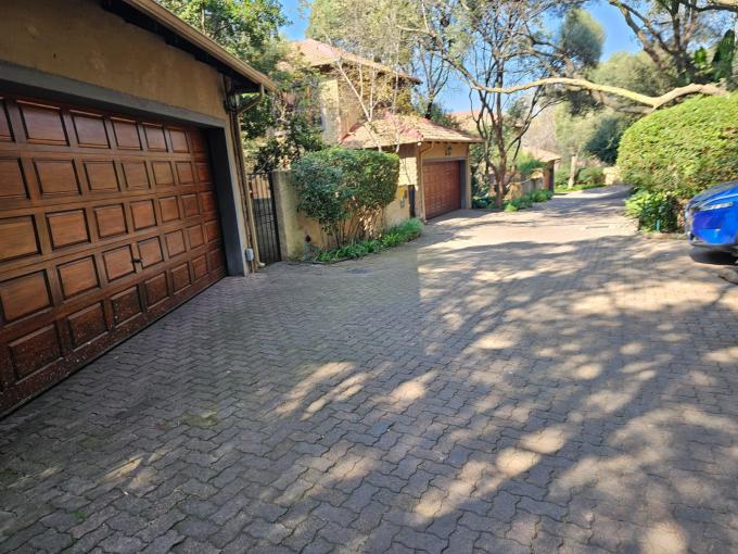 3 Bedroom Sectional Title for Sale For Sale in Olivedale - MR716420
