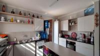Kitchen - 13 square meters of property in Sky City