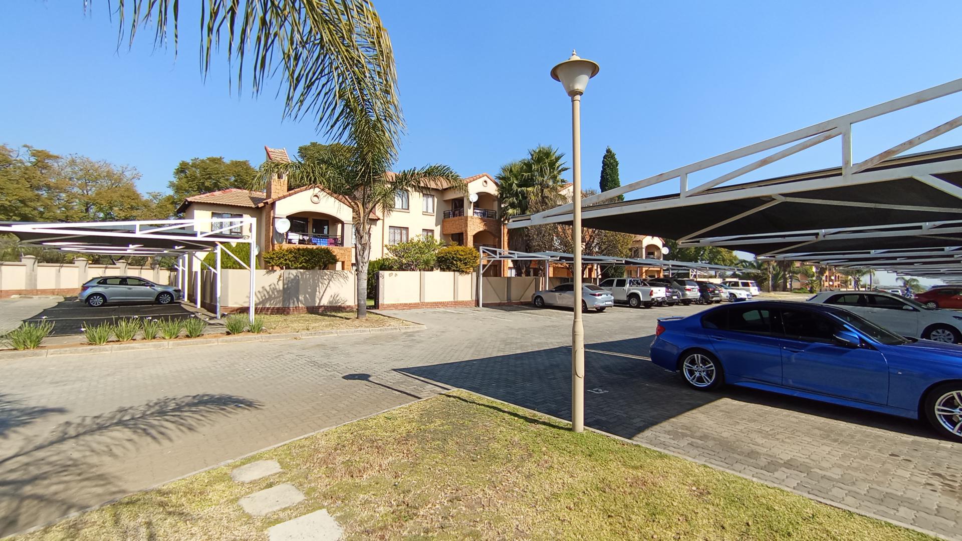 Front View of property in Halfway Gardens