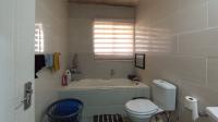 Main Bathroom - 6 square meters of property in Halfway Gardens