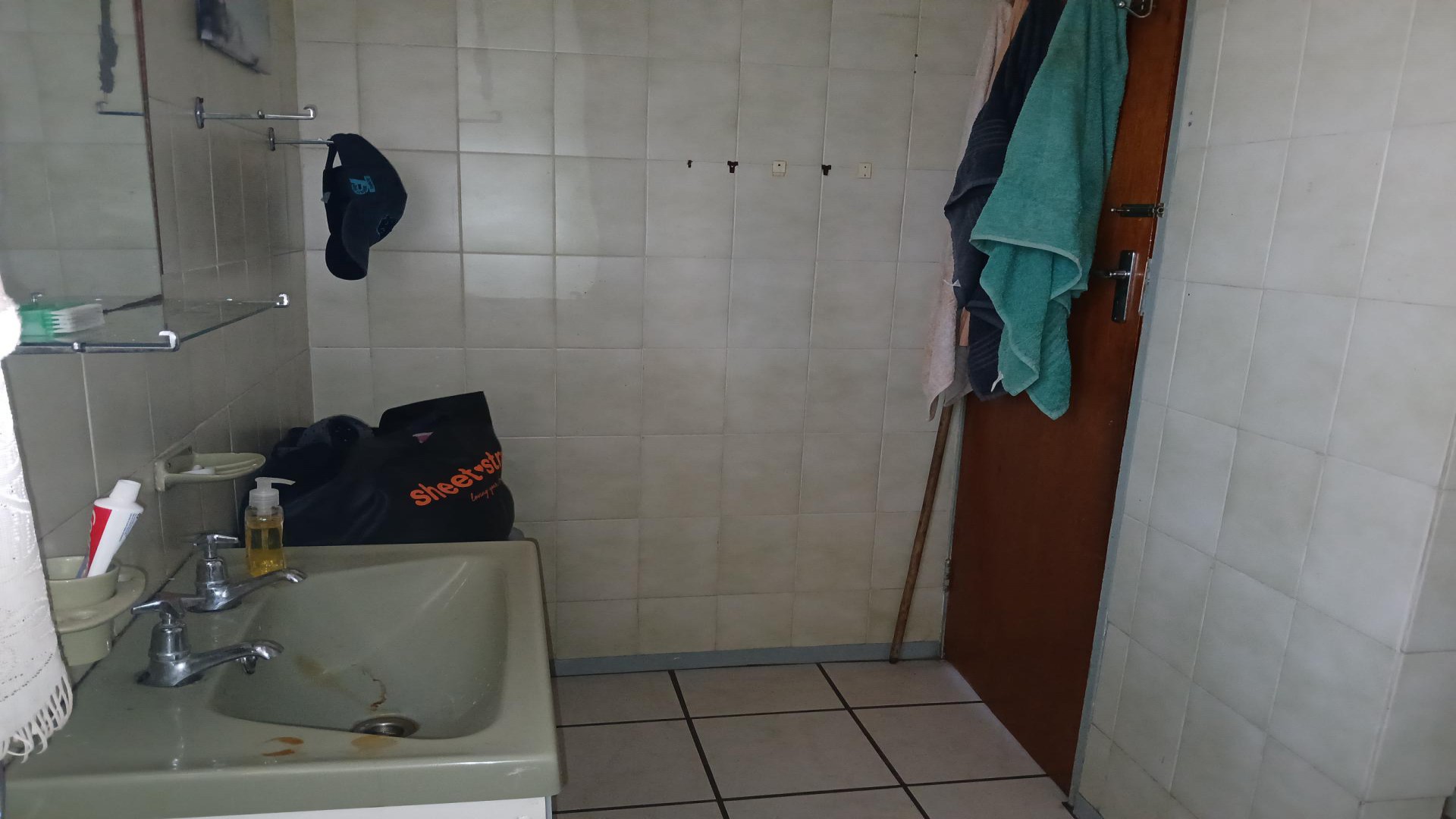 Bathroom 1 of property in Horison View