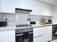  of property in Bloubergstrand