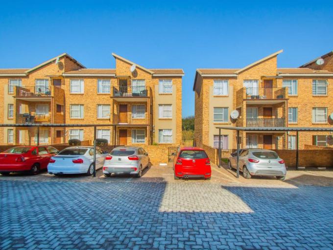 2 Bedroom Apartment for Sale For Sale in Honey Park - MR716494