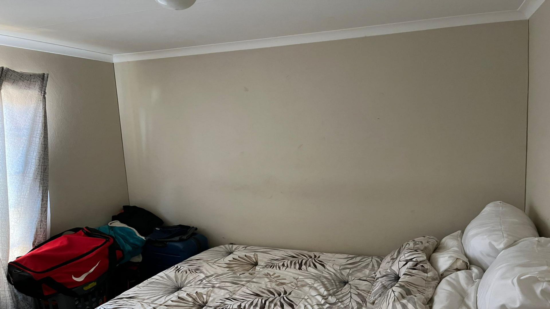 Bed Room 1 of property in Palm Ridge