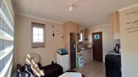 Lounges - 14 square meters of property in Palm Ridge