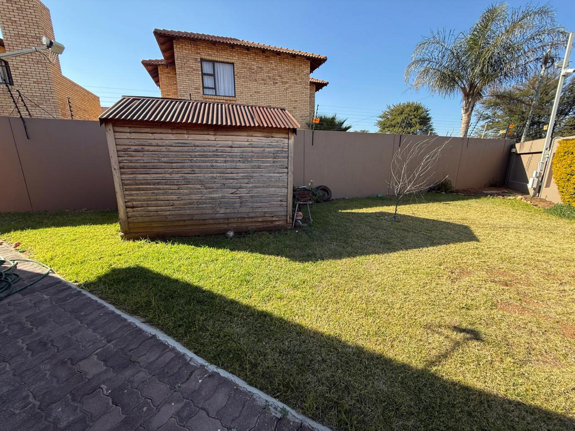  of property in South Crest
