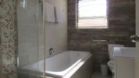 Bathroom 1 - 6 square meters of property in South Crest