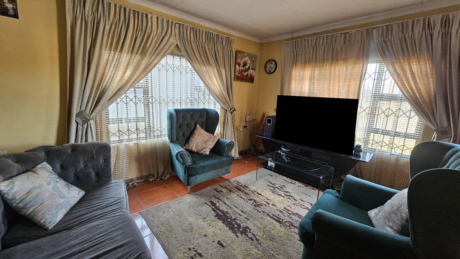 Lounges of property in Vanderbijlpark
