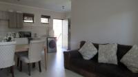 Lounges - 15 square meters of property in Jackal Creek Golf Estate