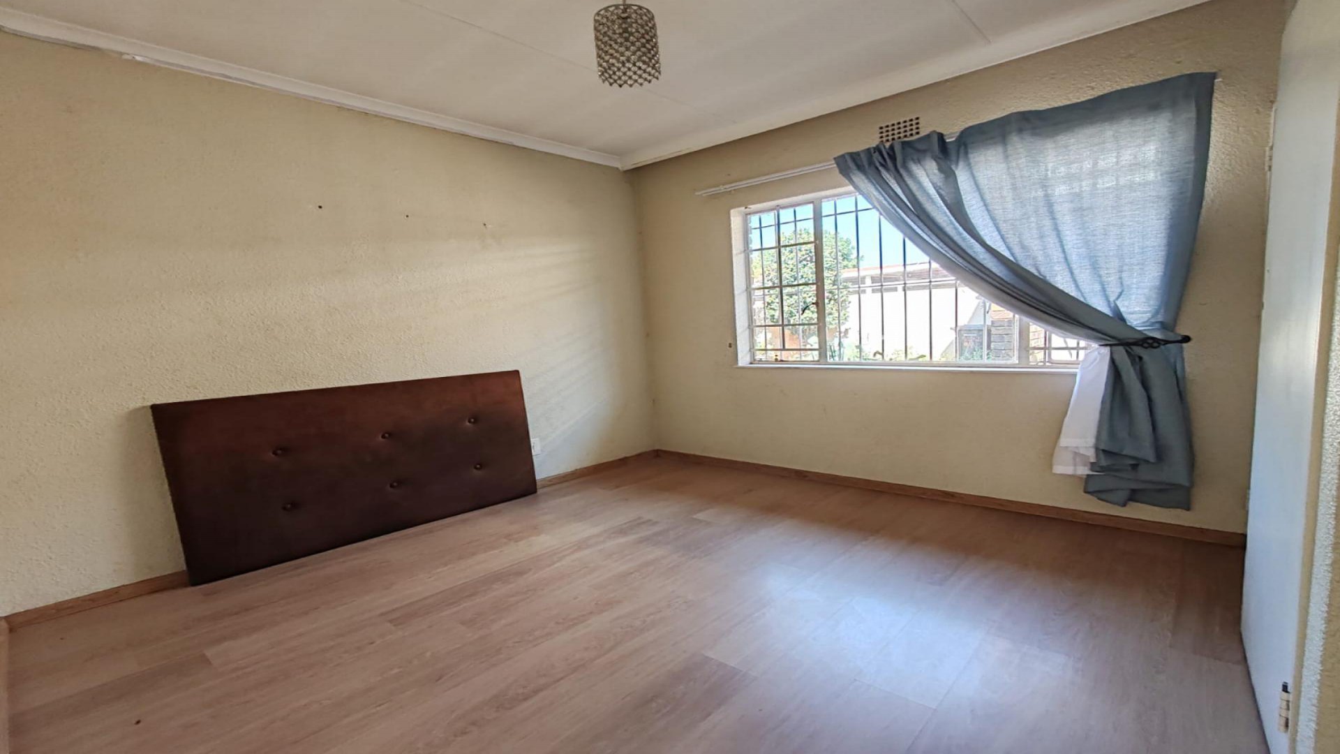 Bed Room 1 of property in Birchleigh