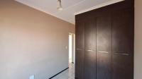 Bed Room 2 - 12 square meters of property in Oakdene