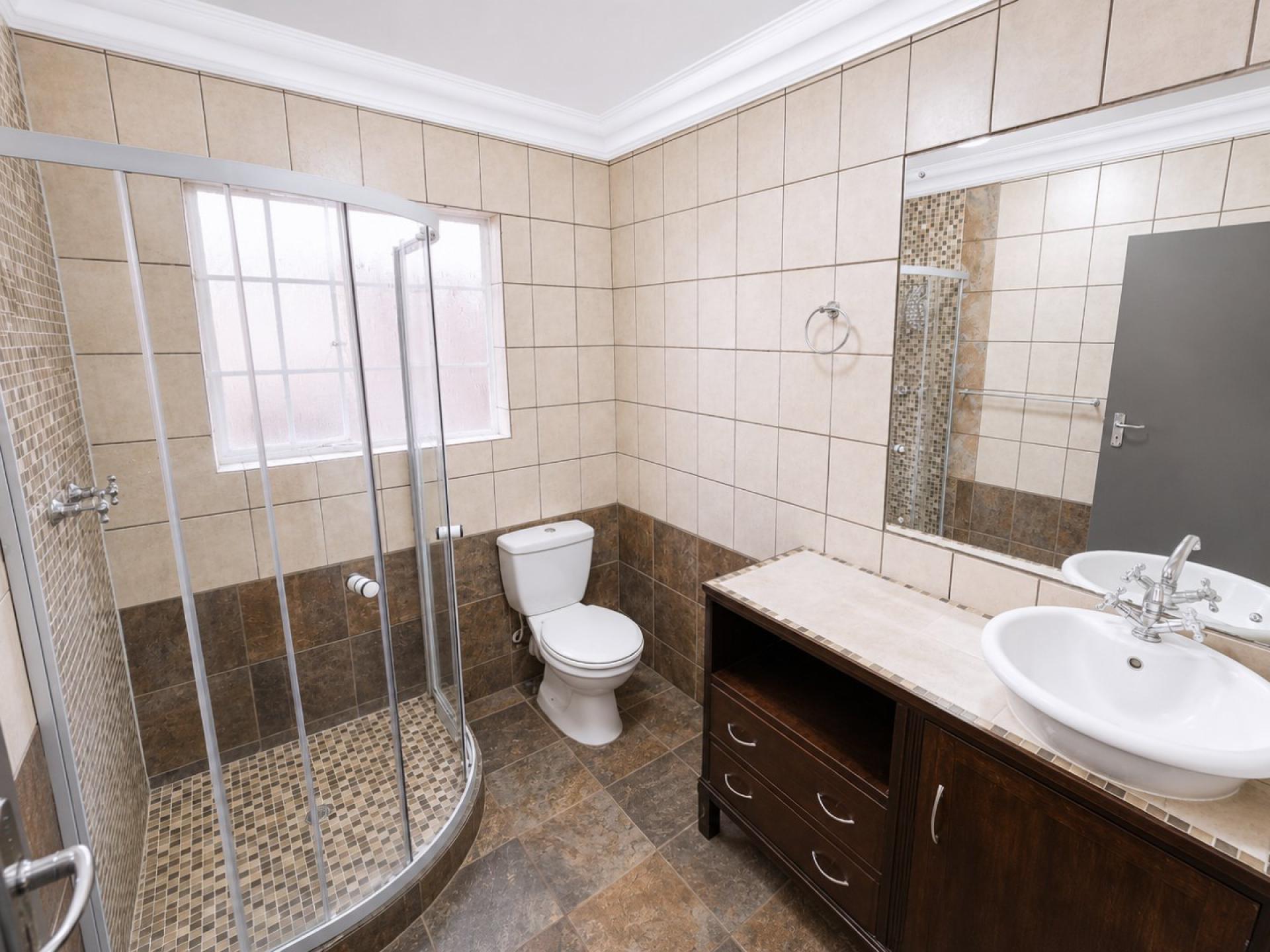  of property in Annlin