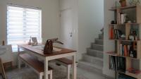 Dining Room - 14 square meters of property in Maroeladal