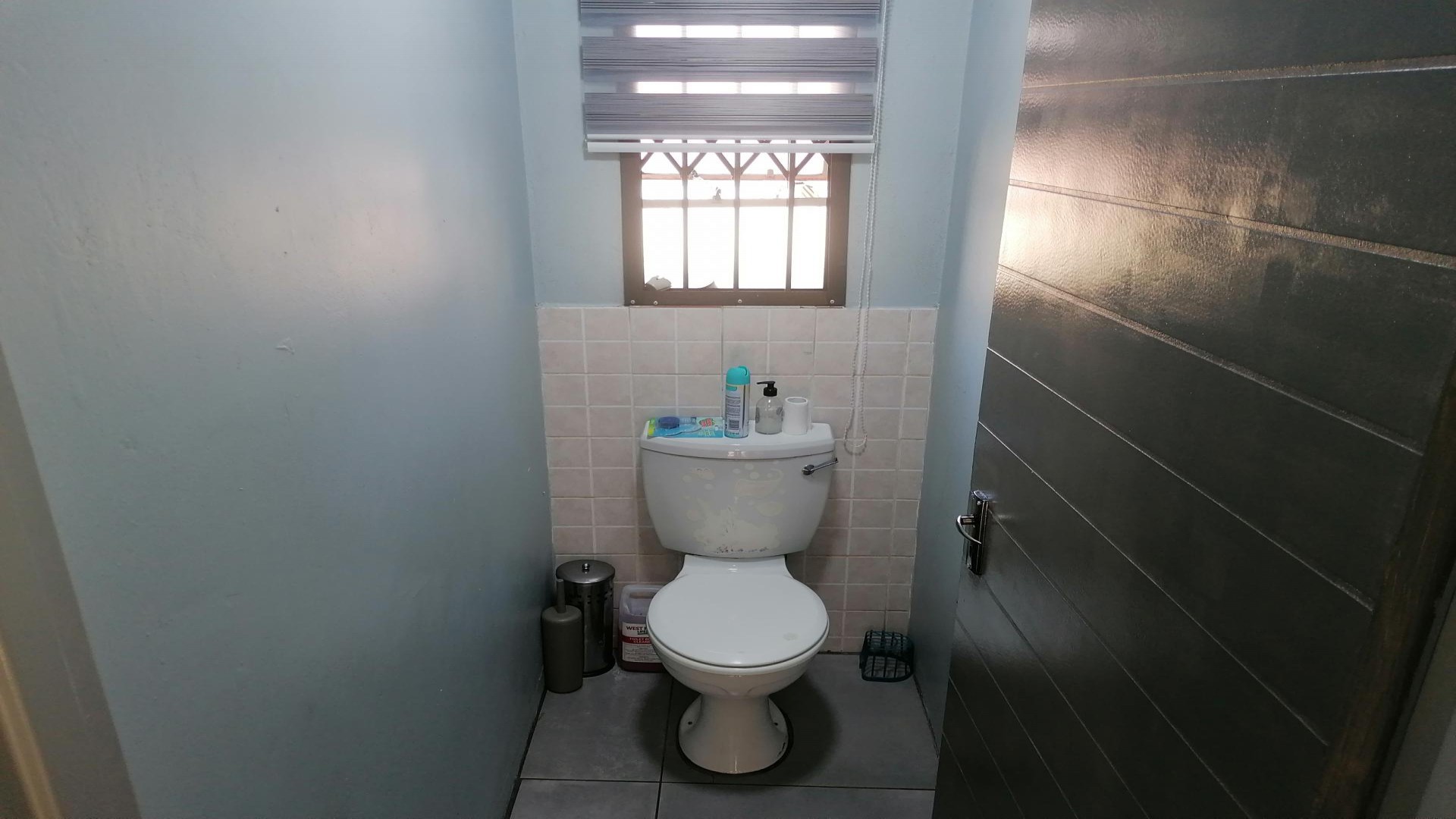Bathroom 1 of property in Riverlea - JHB