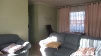 Lounges - 15 square meters of property in Riverlea - JHB