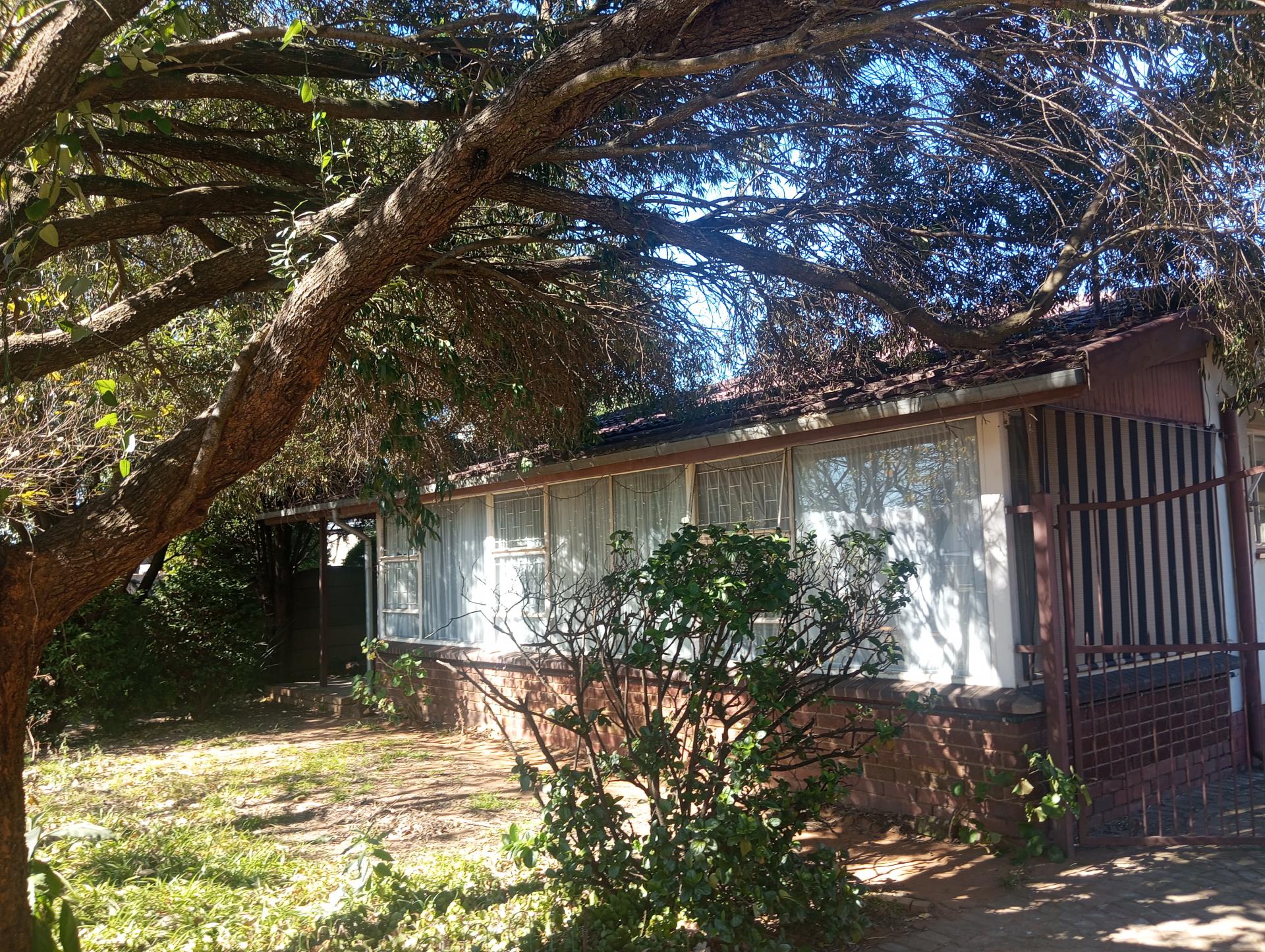  of property in Crown Gardens