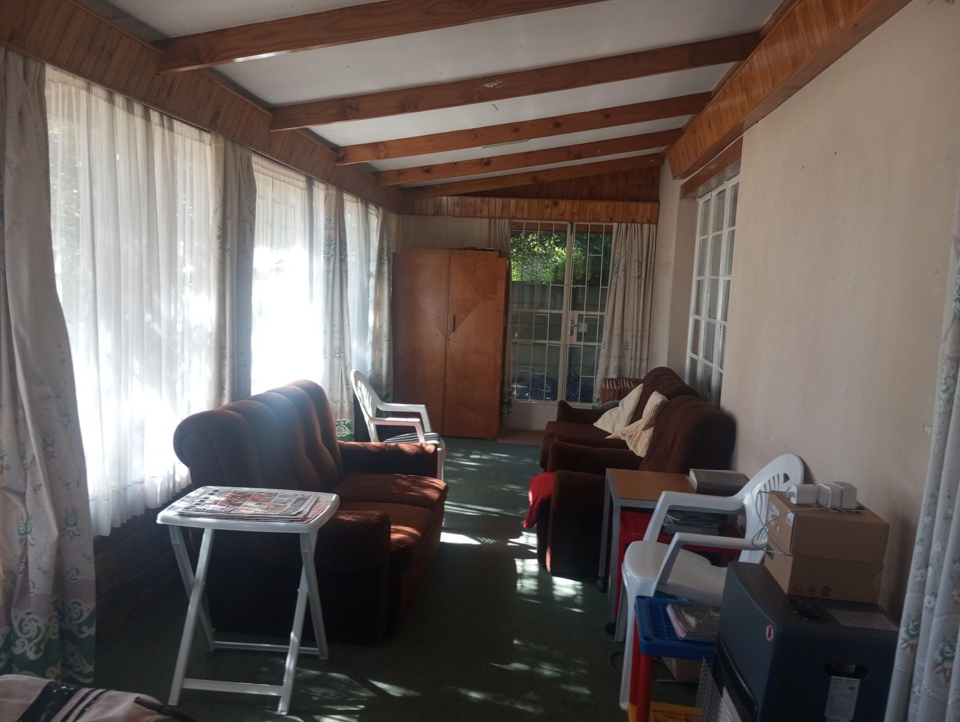  of property in Crown Gardens