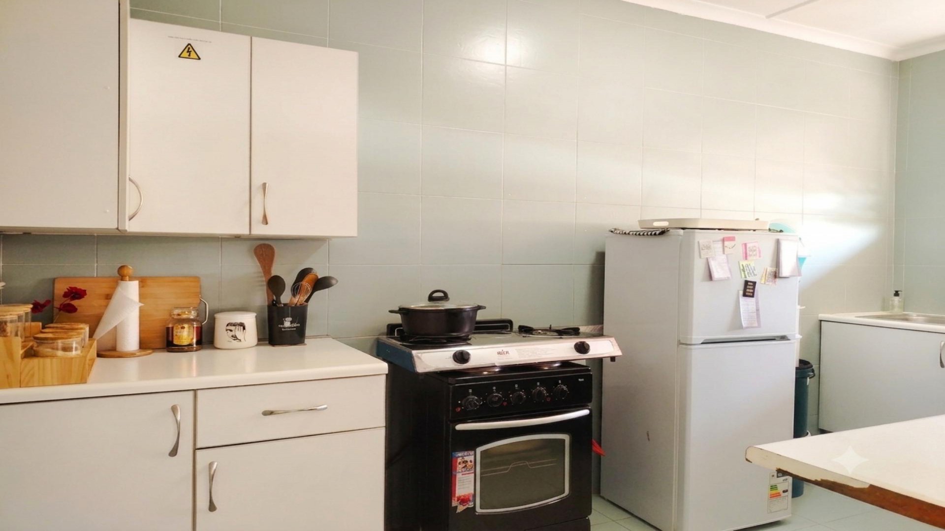 Kitchen of property in Kew