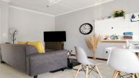 Lounges of property in Kew