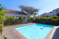  of property in Douglasdale