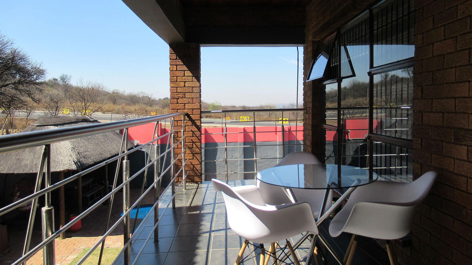 Balcony - 13 square meters of property in Eldorado Estate