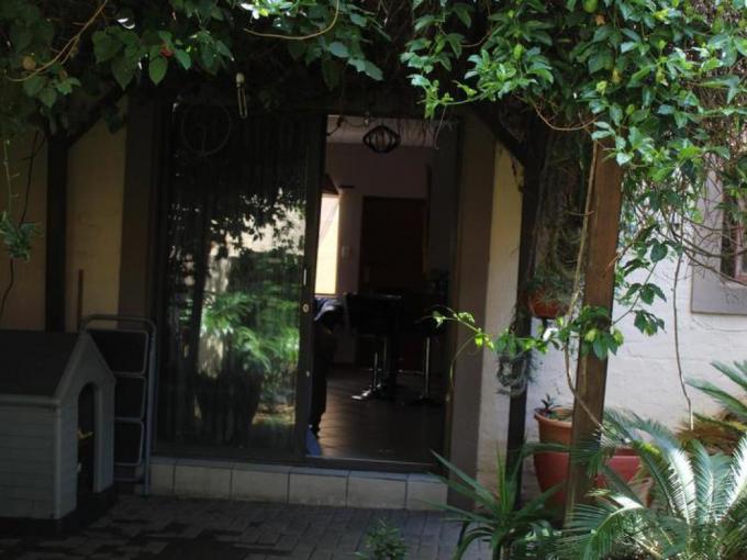 2 Bedroom Apartment for Sale For Sale in Carlswald - MR716570