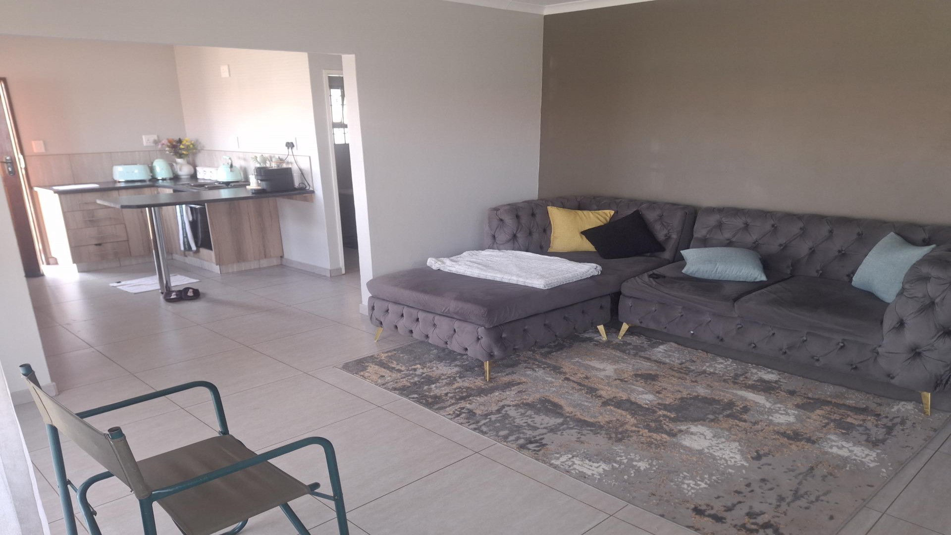 Lounges of property in Dawn Park