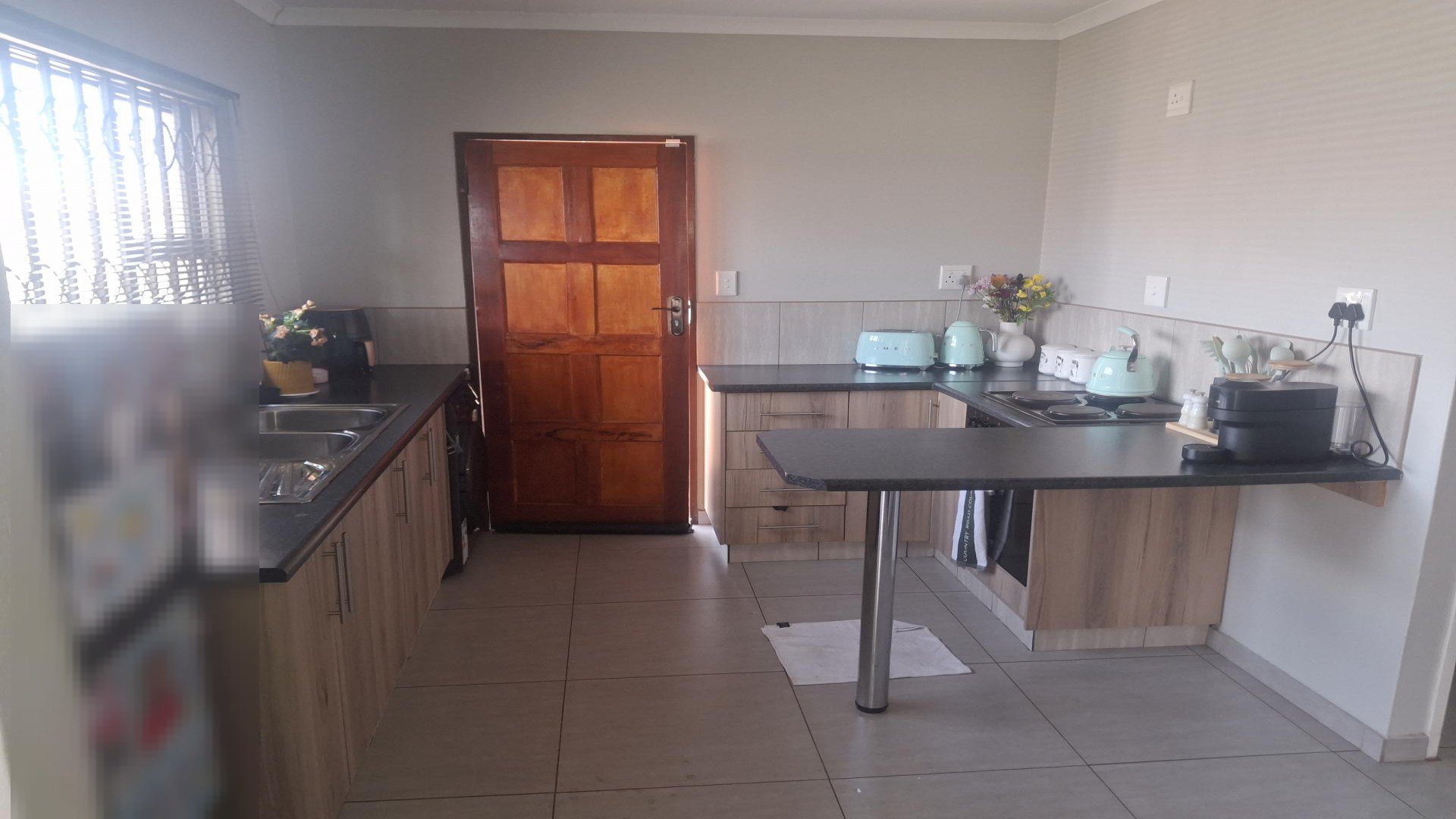 Kitchen of property in Dawn Park