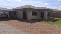 Front View of property in Dawn Park