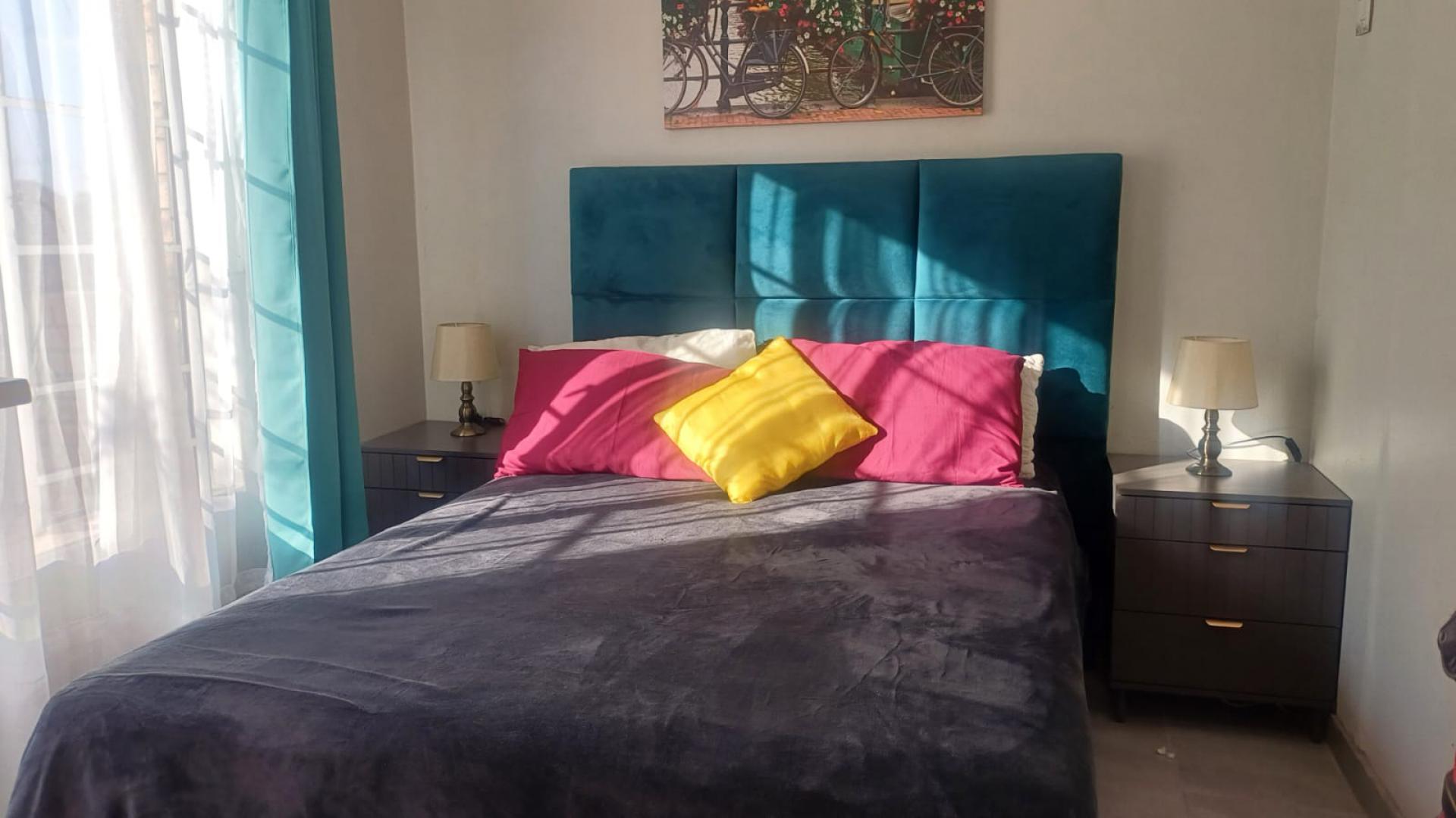  of property in Thatchfield Glen