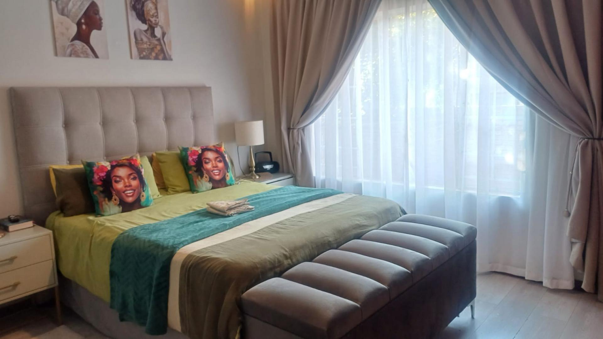  of property in Thatchfield Glen