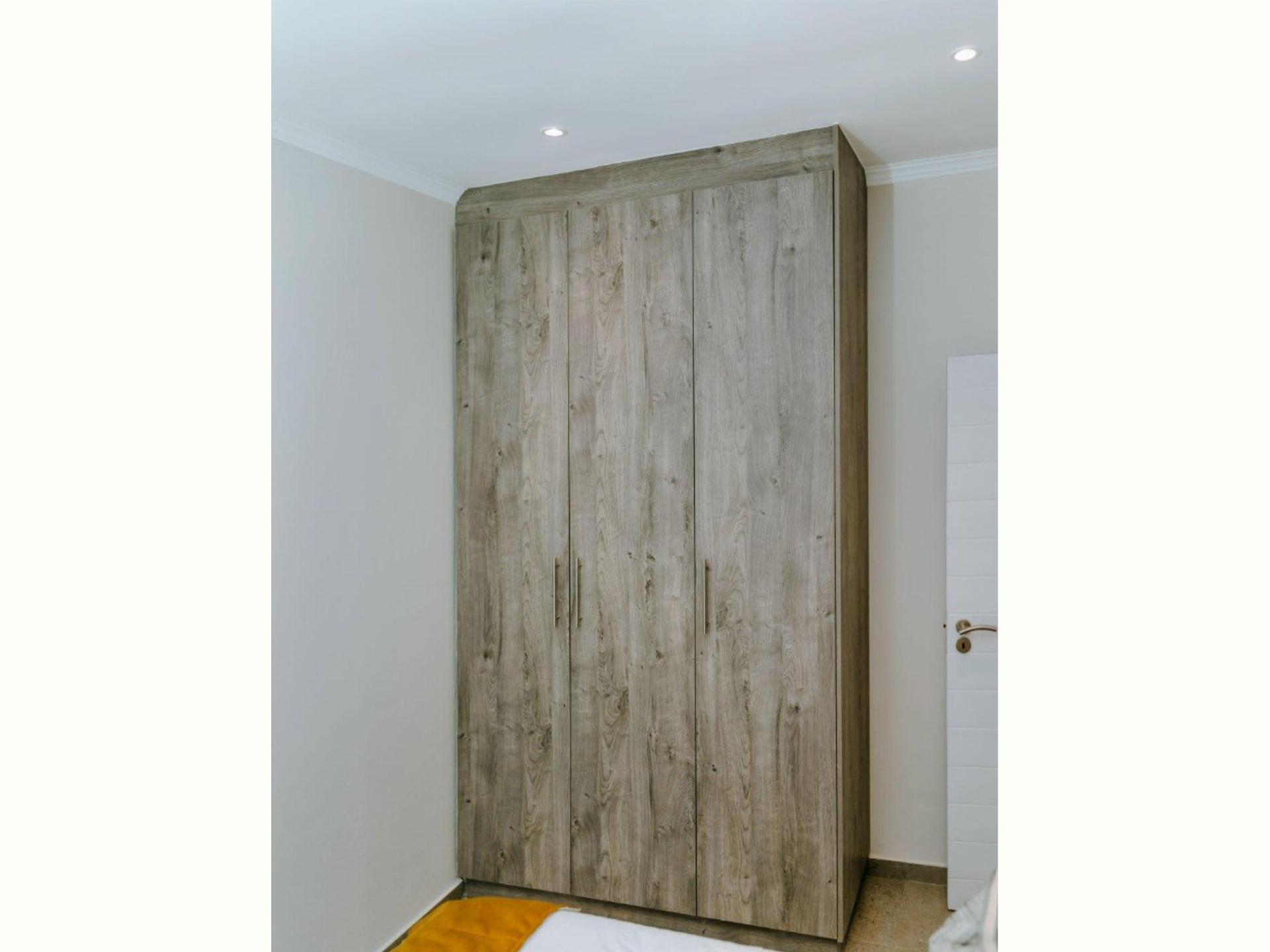  of property in Raslouw
