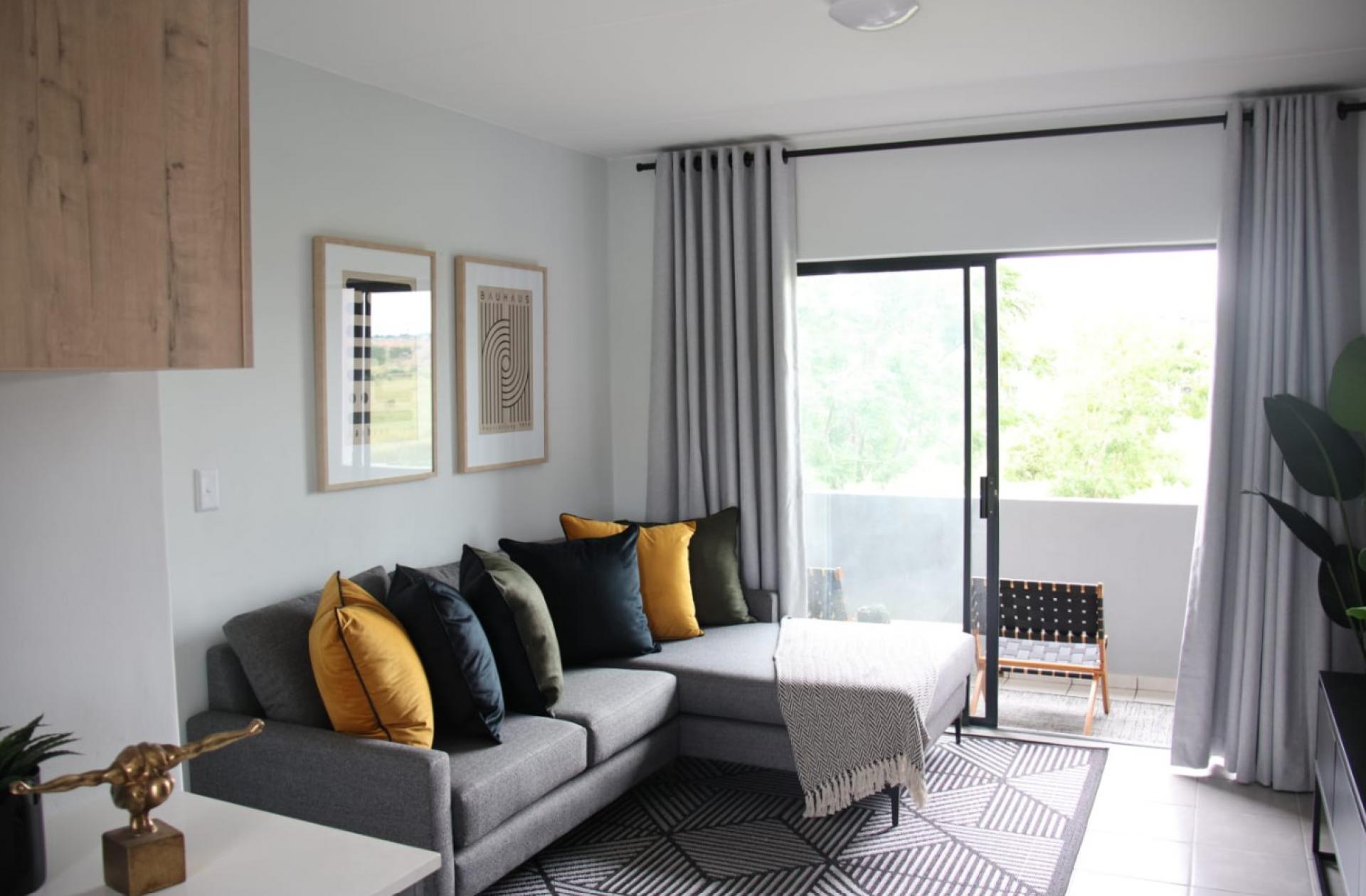  of property in Kosmosdal