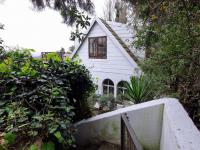  of property in Glenvista