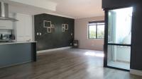 Dining Room - 21 square meters of property in Fourways