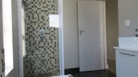 Bathroom 1 - 9 square meters of property in Fourways