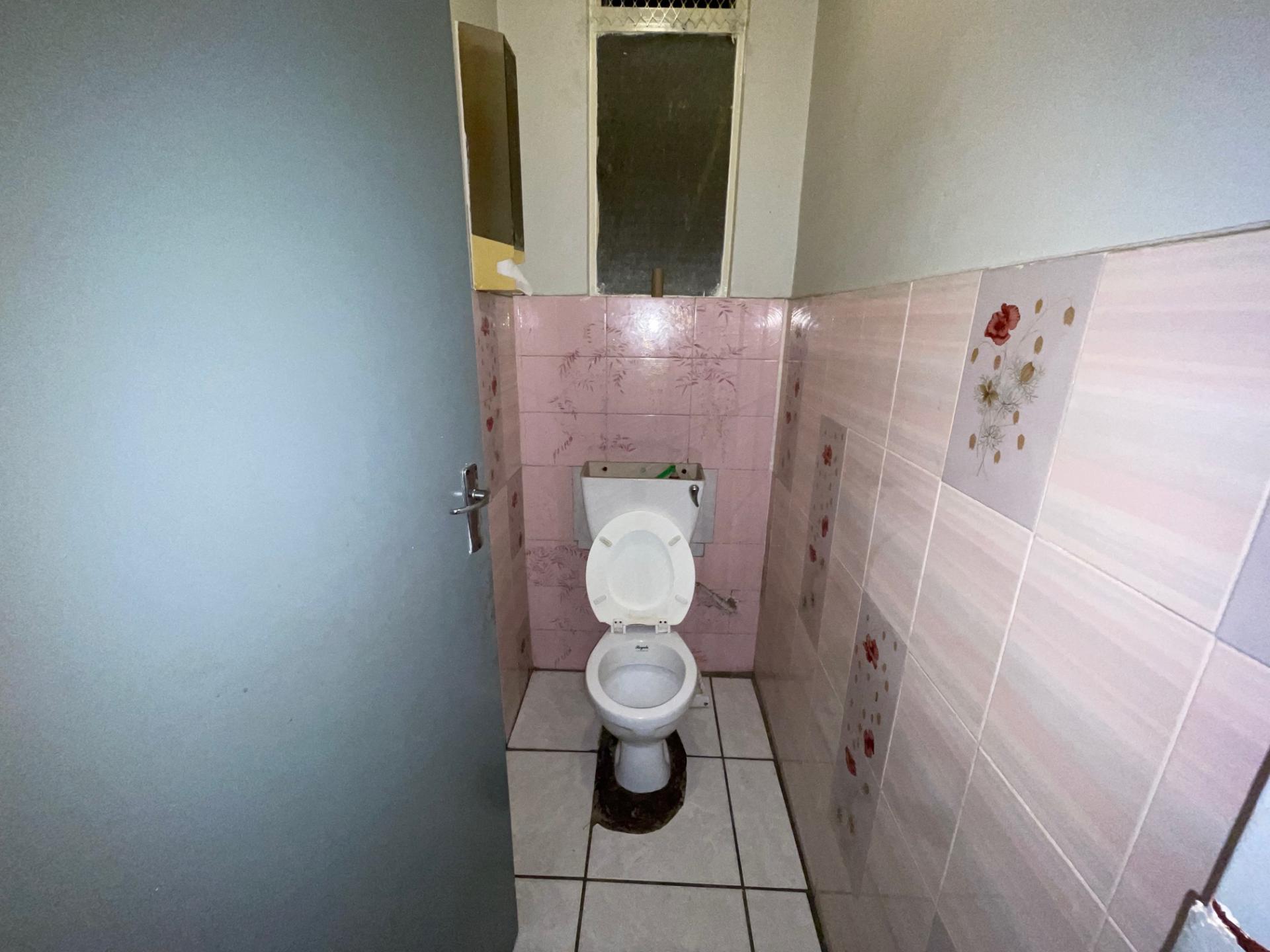  of property in Sunnyside