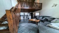 Lounges of property in Douglasdale