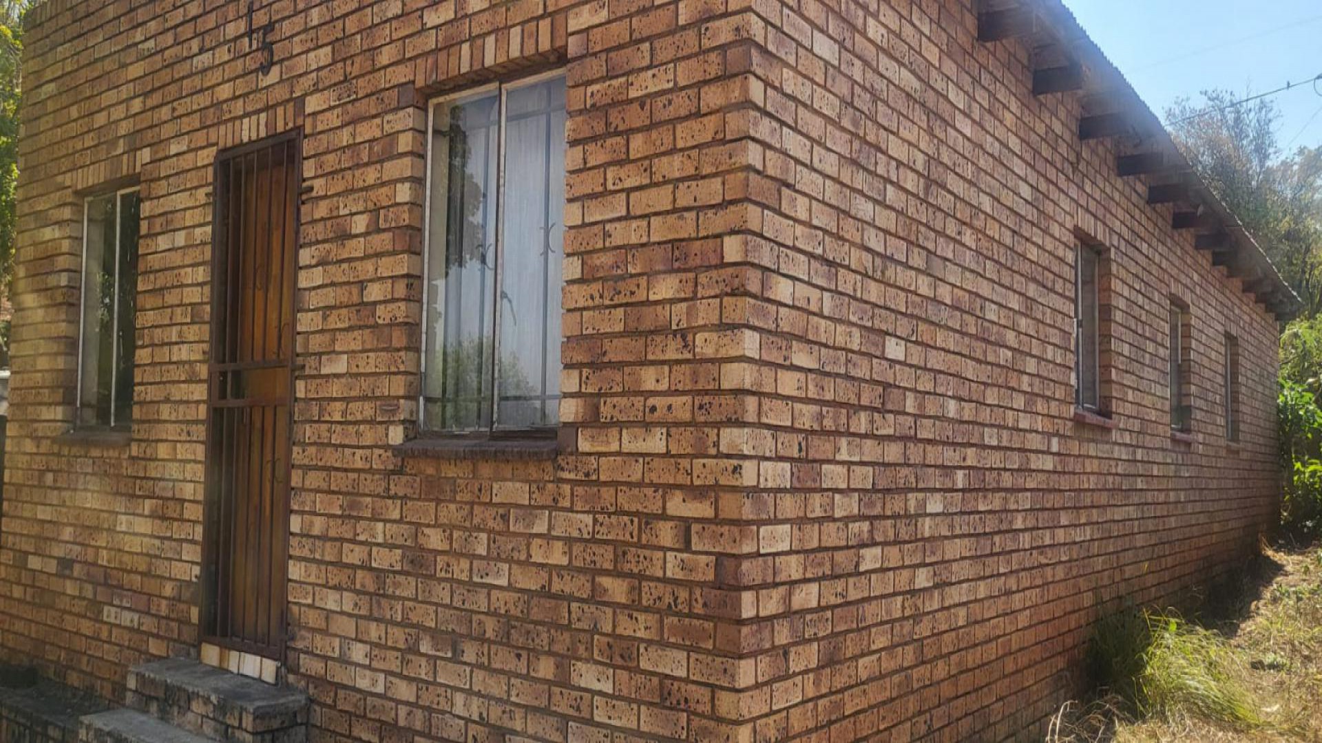 Front View of property in Philip Nel Park