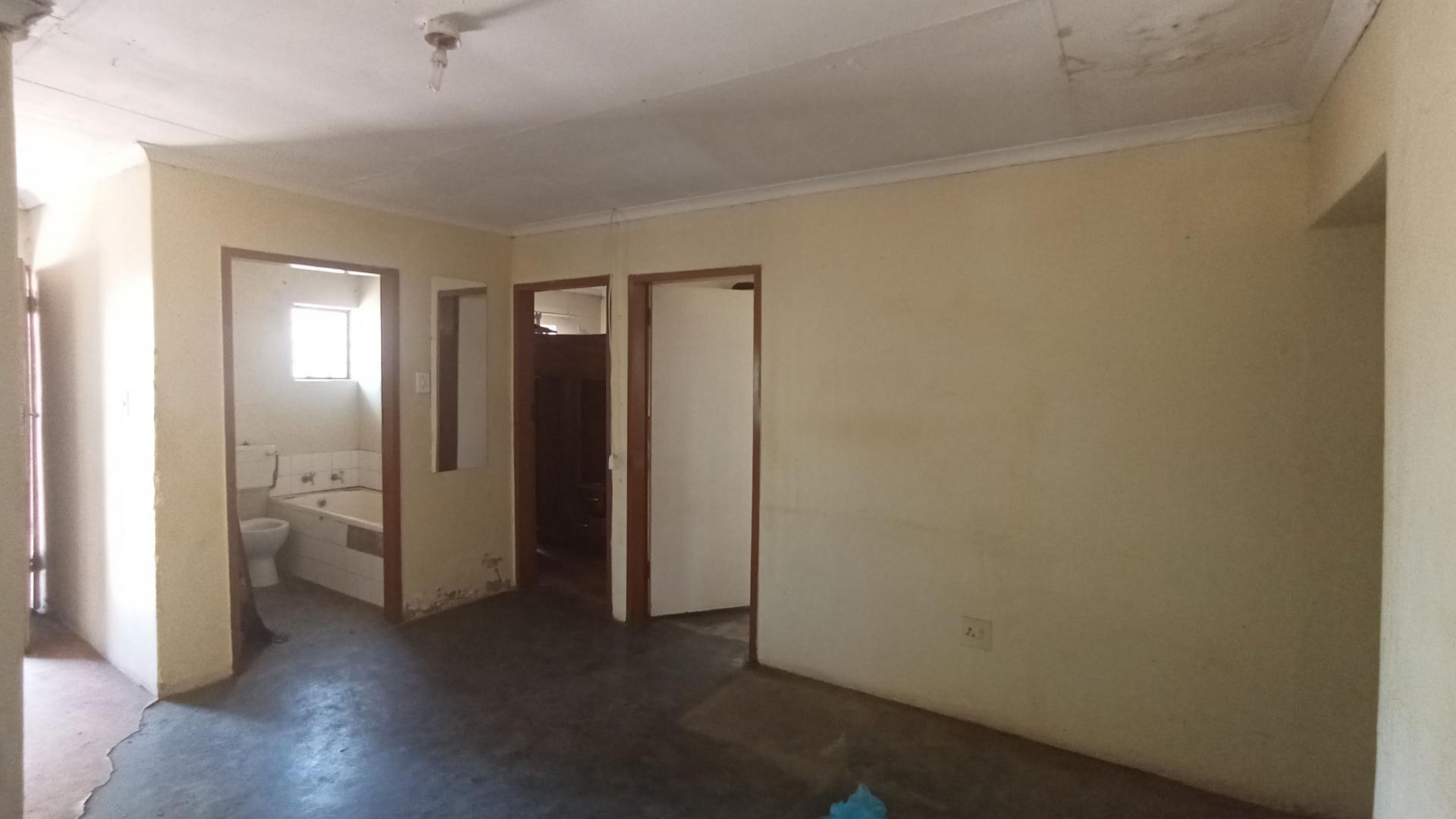 Lounges of property in Philip Nel Park