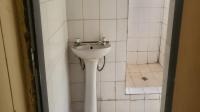 Bathroom 1 of property in Philip Nel Park